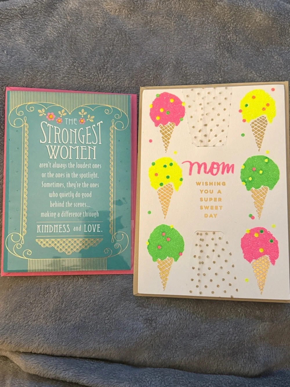 🌻 Bundle of 2 Hallmark Happy Birthday Mom Cards